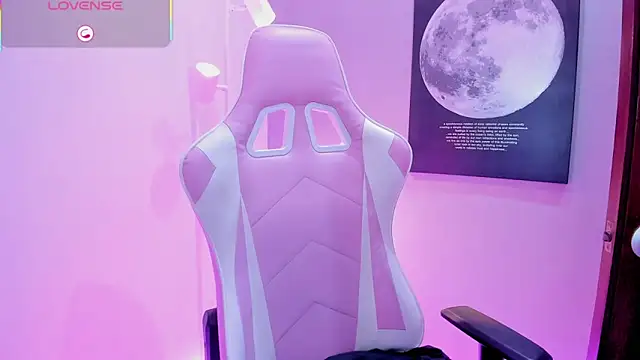 KaylaPrince  online show from November 2025 12:39:02 PM