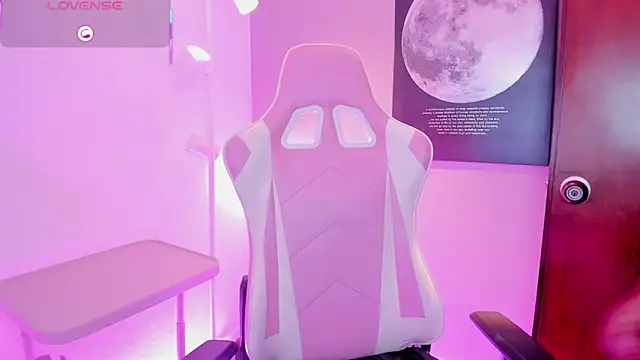 KaylaPrince  online show from November 2025 12:26:01 PM