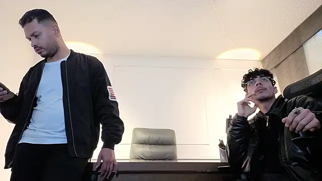 boysonfiree online show from November 2025 11:21:02 AM