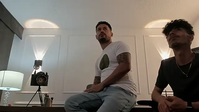 boysonfiree online show from November 2025 11:53:01 AM