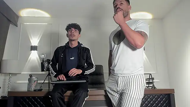 boysonfiree online show from November 2025 11:54:02 AM