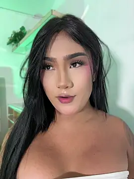 Snapshot of Vale_prado chatting on June 2026 06:52:01 PM Vale prado online show from June 2026 06:52:01 PM