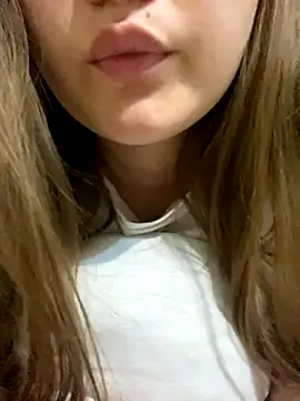 Regina Lynne online show from November 2025 05:24:01 PM