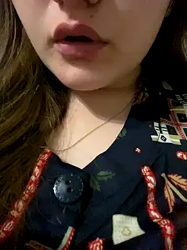 Regina Lynne online show from November 2025 05:34:02 PM