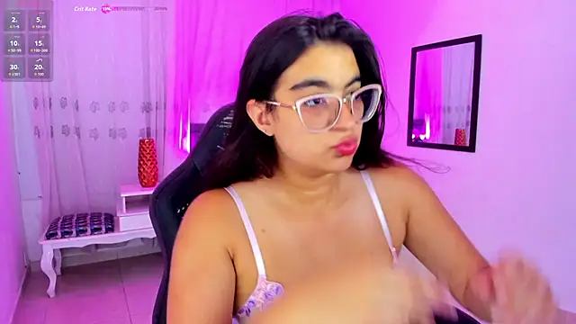 Snapshot of Luna_Jonnes1 chatting on July 2026 07:50:02 PM Luna Jonnes1 online show from July 2026 07:50:02 PM