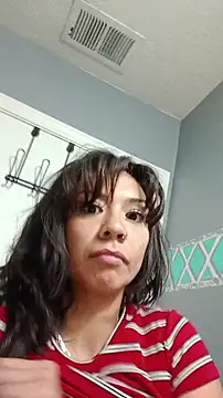 MZThang2Kute online show from November 2025 07:36:02 AM