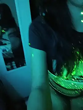 MZThang2Kute online show from November 2025 09:52:01 AM