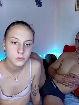 Laurazec online show from November 2025 07:40:02 PM