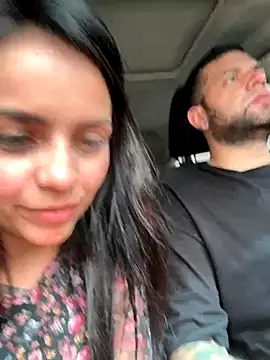 MailynAndNick online show from November 2025 06:37:02 PM