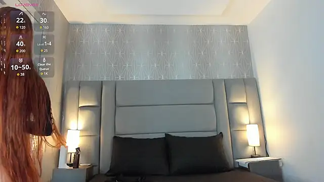 lexiee   online show from December 2025 12:10:01 PM