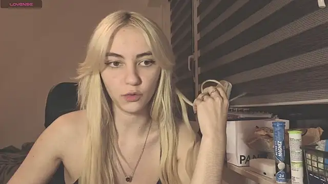 Snapshot of misa__liaaa chatting on November 2025 05:46:01 PM misa liaaa online show from November 2025 05:46:01 PM