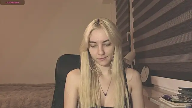 Snapshot of misa__liaaa chatting on November 2025 02:52:02 PM misa liaaa online show from November 2025 02:52:02 PM