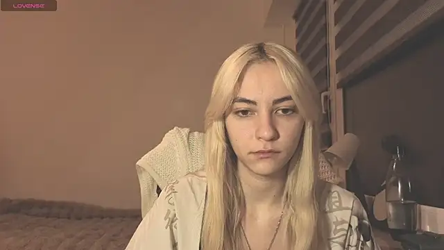 Snapshot of misa__liaaa chatting on December 2025 03:32:02 PM misa liaaa online show from December 2025 03:32:02 PM