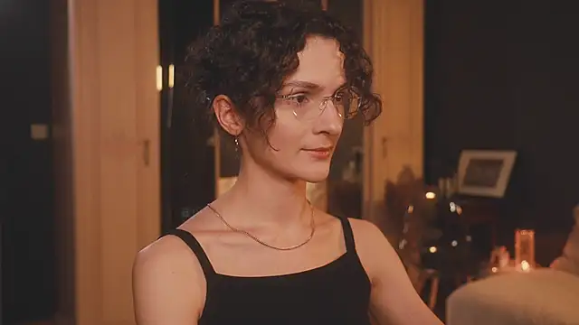 Snapshot of _arta_ chatting on December 2025 01:42:01 PM arta online show from December 2025 01:42:01 PM