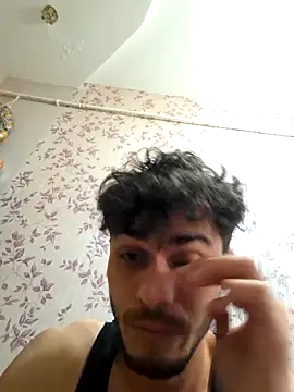 ZAminn6789 online show from April 2026 01:00:02 PM