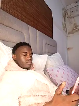 Lucile Carrie online show from November 2025 09:20:02 AM