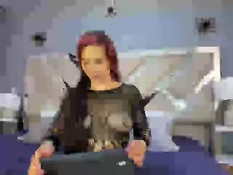 Scarlett Noirr online show from November 2025 07:21:01 PM