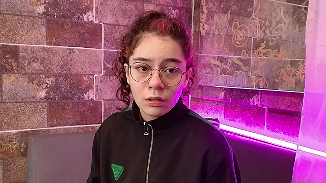 ravensinferno online show from November 2025 11:13:02 AM