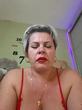 Snapshot of MilkySky chatting on May 2026 07:48:02 PM MilkySky online show from May 2026 07:48:02 PM