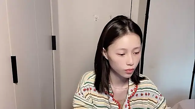 yuyu-33 online show from January 2026 12:25:01 AM