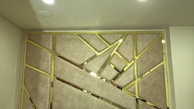 Frrreyaa online show from November 2025 03:01:01 AM