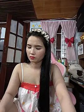 Snapshot of Okleotina9 chatting on May 2026 04:47:01 PM Okleotina9 online show from May 2026 04:47:01 PM
