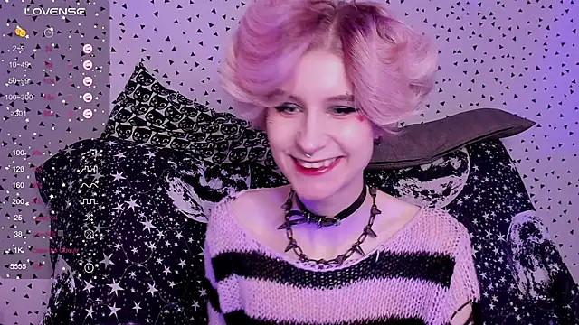 Snapshot of Angel_Julles chatting on May 2026 03:00:01 AM Angel Julles online show from May 2026 03:00:01 AM