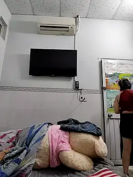 Liveryta online show from November 2025 01:23:01 PM