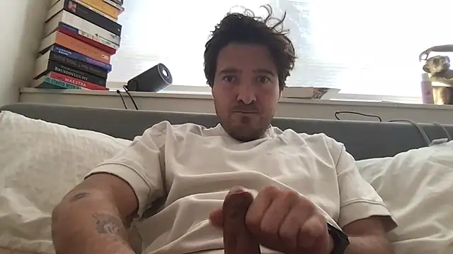 dutchpieter95 online show from April 2026 06:38:02 AM