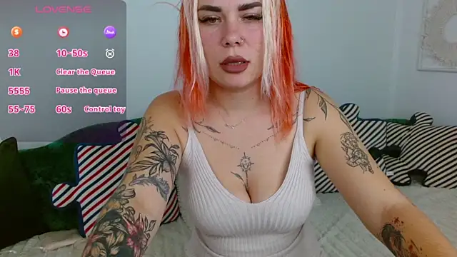 lada love online show from November 2025 04:40:01 PM