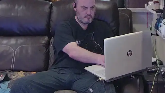 Snapshot of ddboobman chatting on April 2026 07:44:01 PM ddboobman online show from April 2026 07:44:01 PM