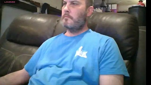 Snapshot of ddboobman chatting on April 2026 12:59:02 AM ddboobman online show from April 2026 12:59:02 AM