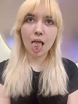 RiskIrina online show from November 2025 01:24:02 PM