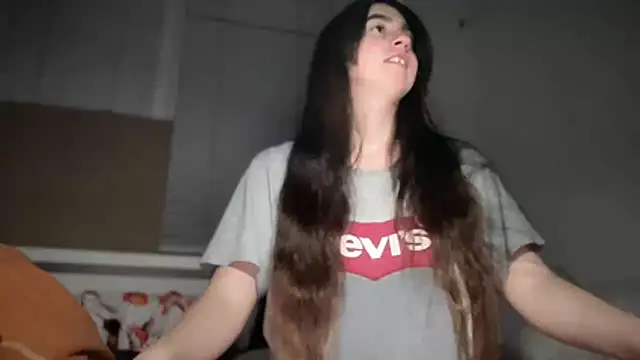 ShizukuHunter online show from November 2025 10:08:02 PM