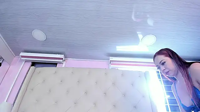 Snapshot of scarlett_leblanc_ chatting on February 2026 12:39:02 PM scarlett leblanc online show from February 2026 12:39:02 PM