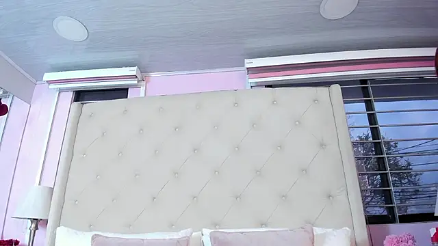 Snapshot of scarlett_leblanc_ chatting on February 2026 11:42:02 AM scarlett leblanc online show from February 2026 11:42:02 AM