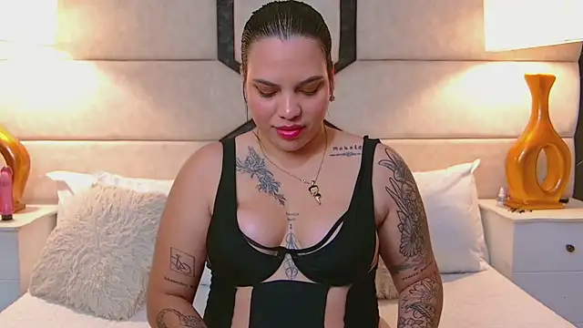 AdaVega online show from November 2025 11:53:02 AM