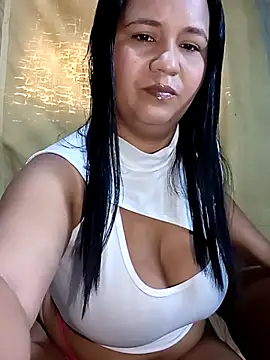 meliza87 online show from November 2025 04:55:01 PM