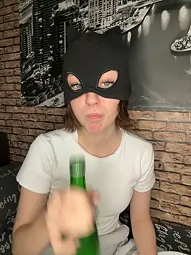 Snapshot of bunnyria1 chatting on November 2025 04:24:01 PM bunnyria1 online show from November 2025 04:24:01 PM