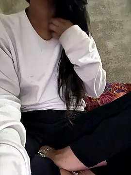 Hot Simran 01 online show from November 2025 03:39:02 AM