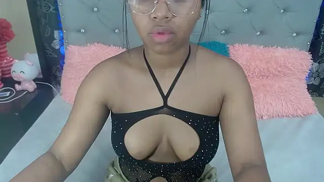 valentinavega18x online show from February 2026 03:21:01 AM