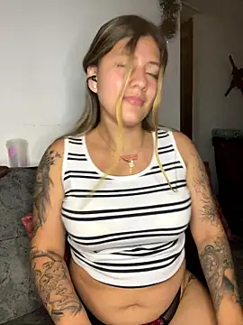 Crystall 15 online show from January 2026 01:31:02 AM