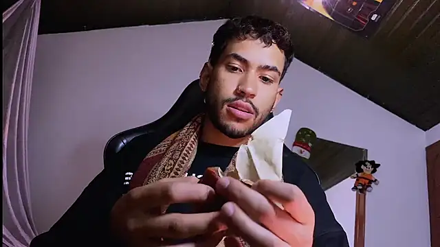 3v1l online show from December 2025 09:11:01 PM