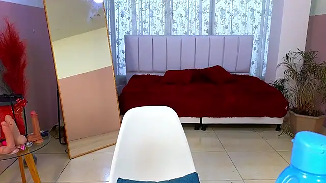 Snapshot of malen_fitnessmilf chatting on June 2026 08:10:02 PM malen fitnessmilf online show from June 2026 08:10:02 PM