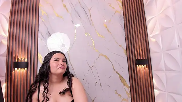 Hera n zeus  online show from November 2025 07:40:02 PM