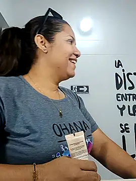 Samaraa Lee online show from November 2025 11:22:01 AM