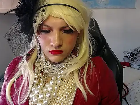 Snapshot of VanesaCrossic chatting on October 2025 06:47:01 AM VanesaCrossic online show from October 2025 06:47:01 AM