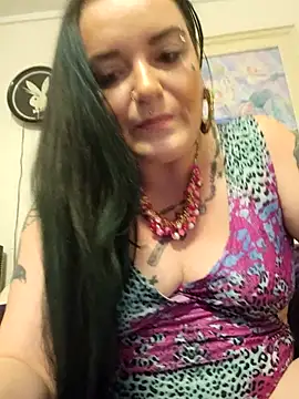 Snapshot of kendrarayy chatting on November 2025 01:44:01 AM kendrarayy online show from November 2025 01:44:01 AM