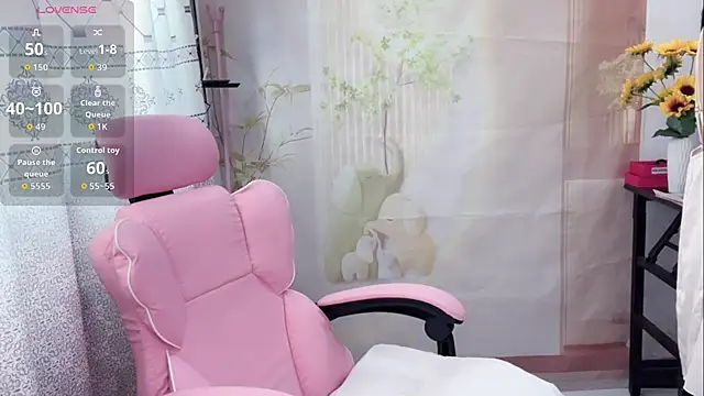 Lingling-Baby520 online show from May 2026 07:47:01 AM
