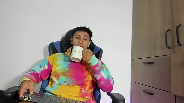 dorman boy online show from February 2026 01:45:04 AM